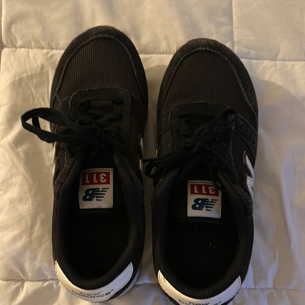 New Balance 311 Black Sneakers